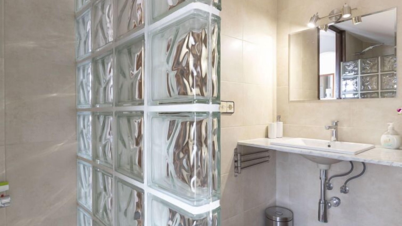 Photo of Bathroom in Clara