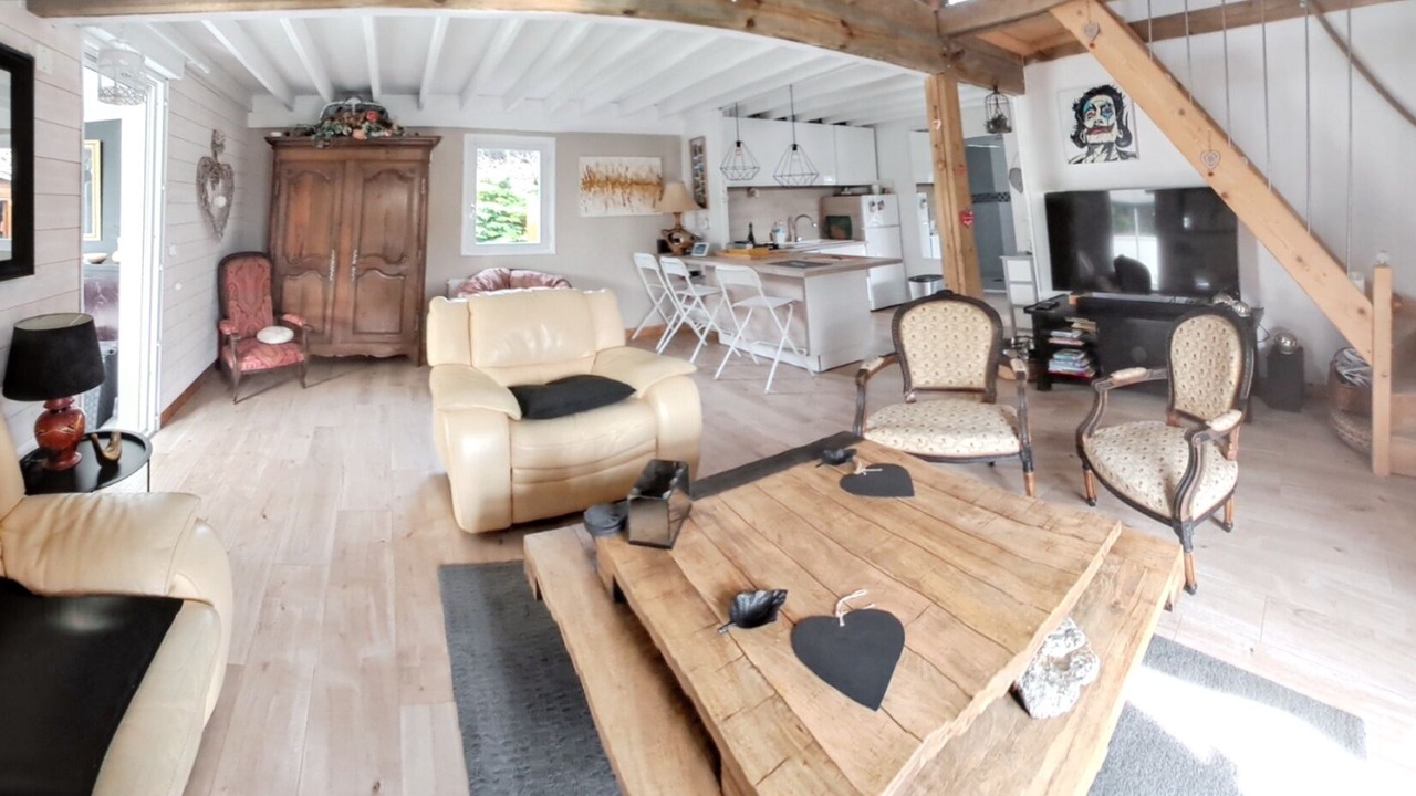 Photo of Livingroom in Colleville-Montgomery