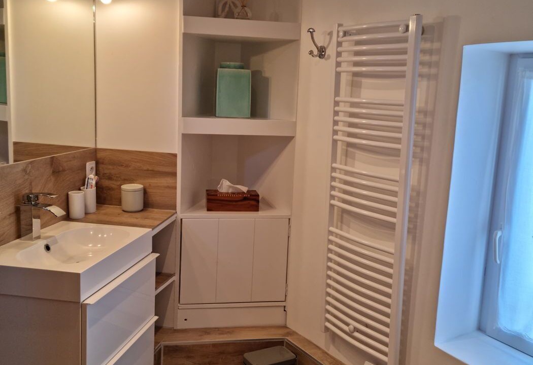 Photo of Bathroom in La Couarde-sur-Mer