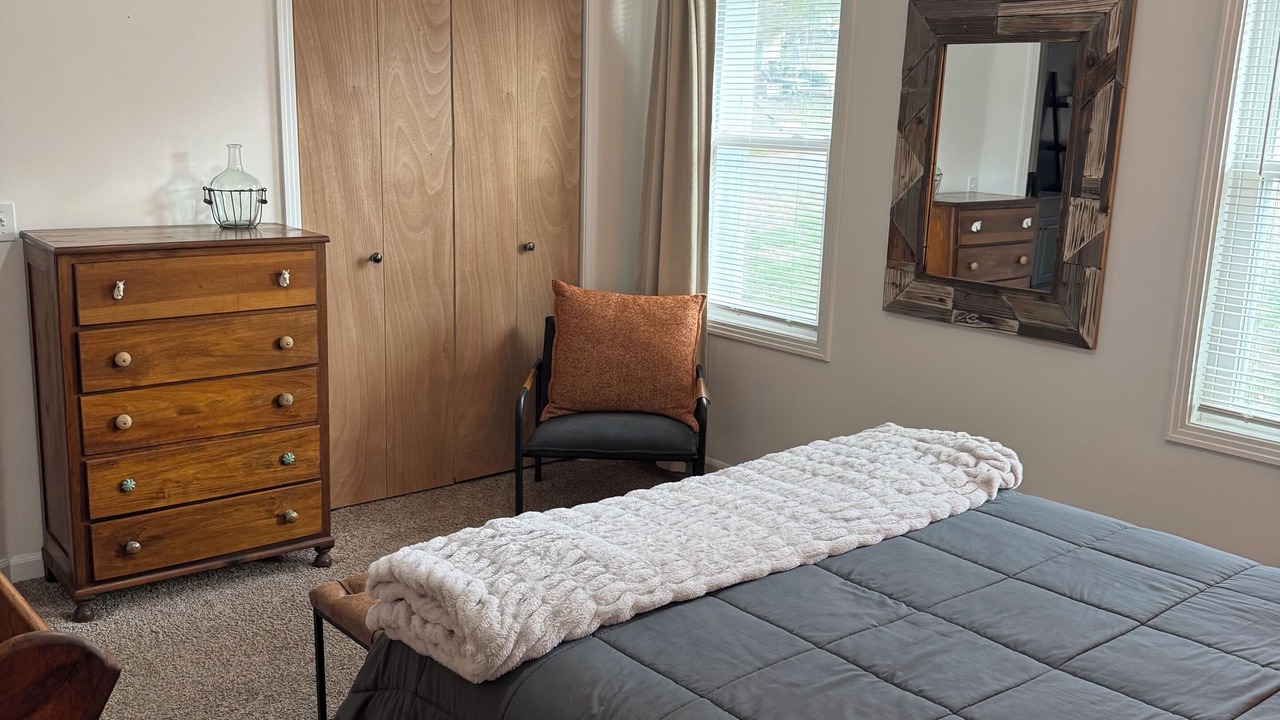 Photo of Bedroom in Hickory Bend