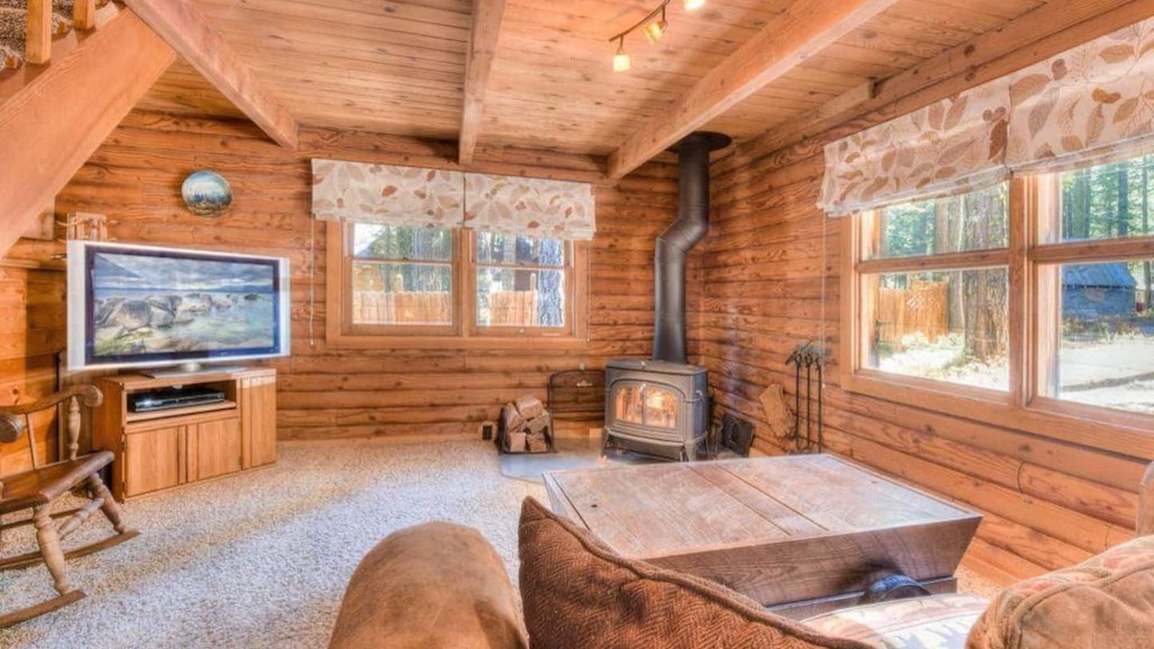 Photo of Livingroom in Homewood