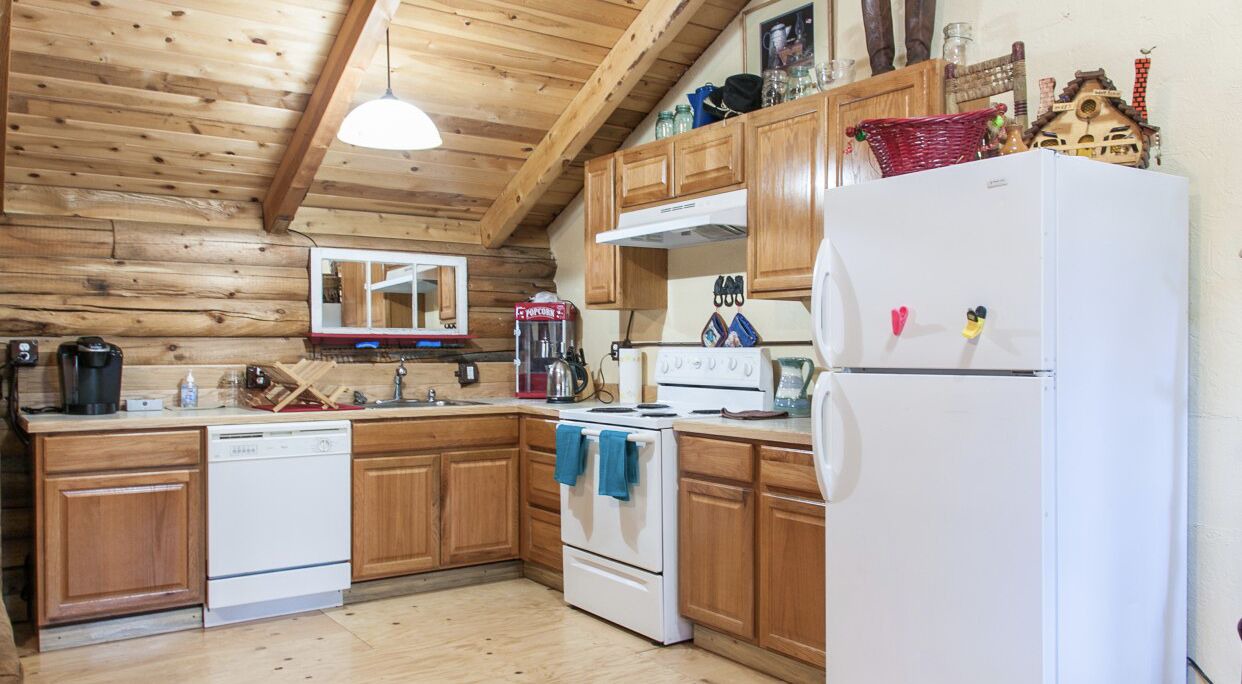 Photo of Kitchen in Deschutes River Woods