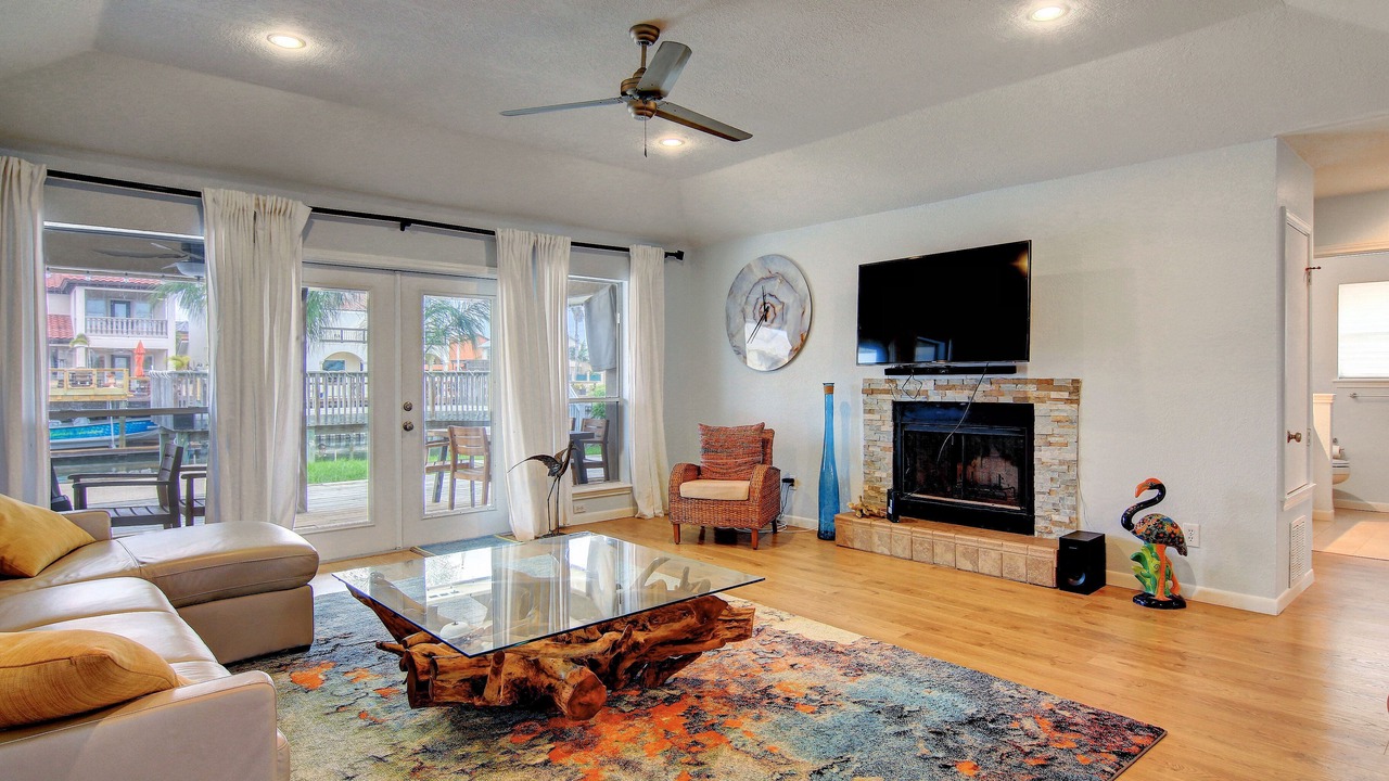 Photo of Livingroom in Corpus Christi