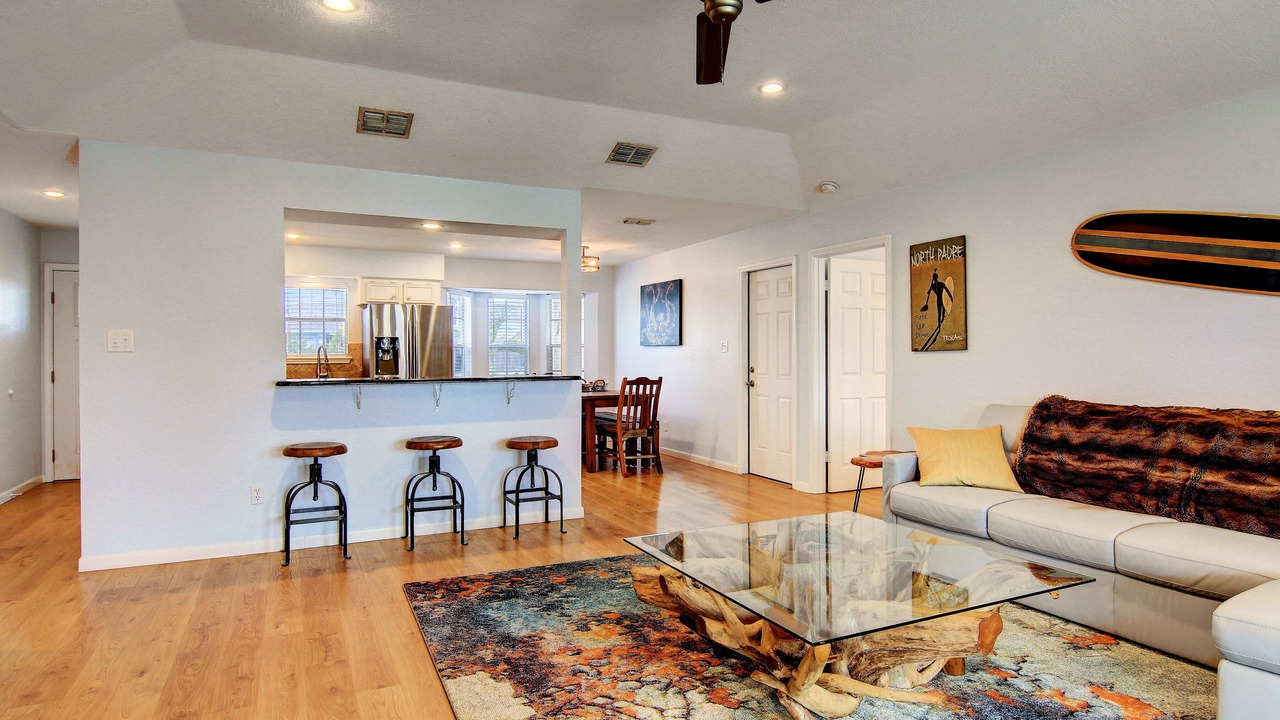 Photo of Livingroom in Corpus Christi