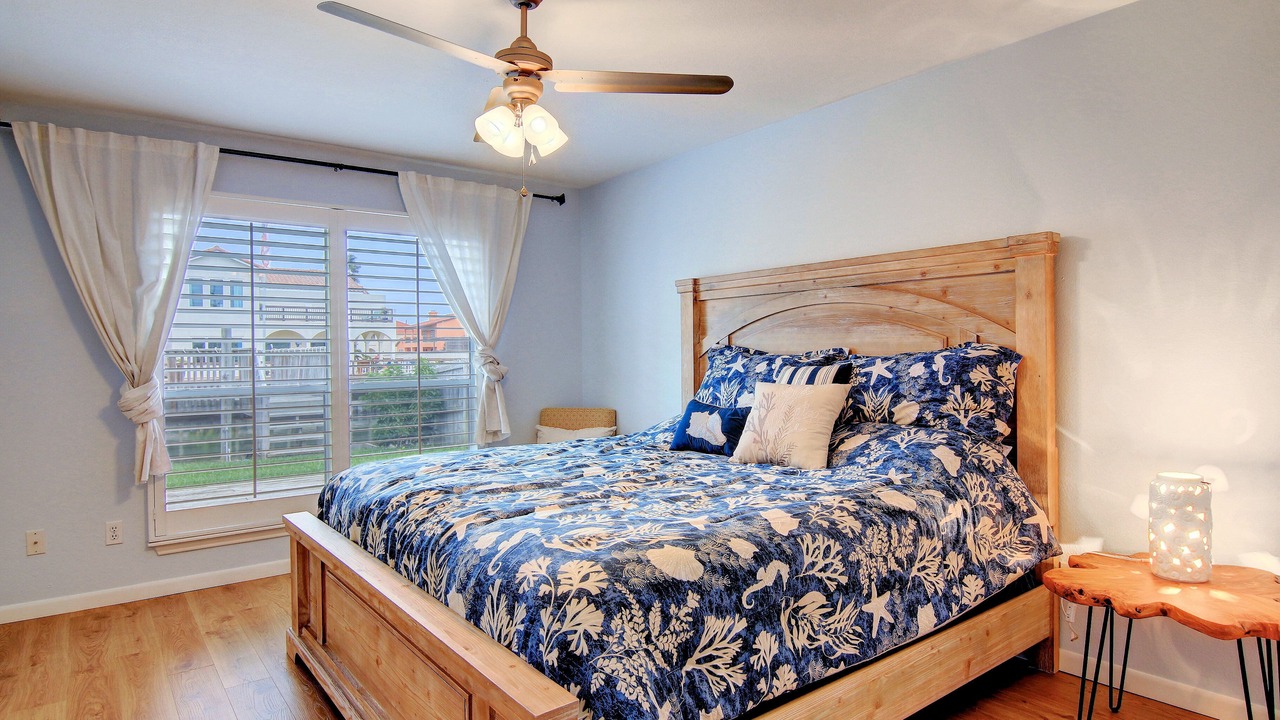 Photo of Bedroom in Corpus Christi