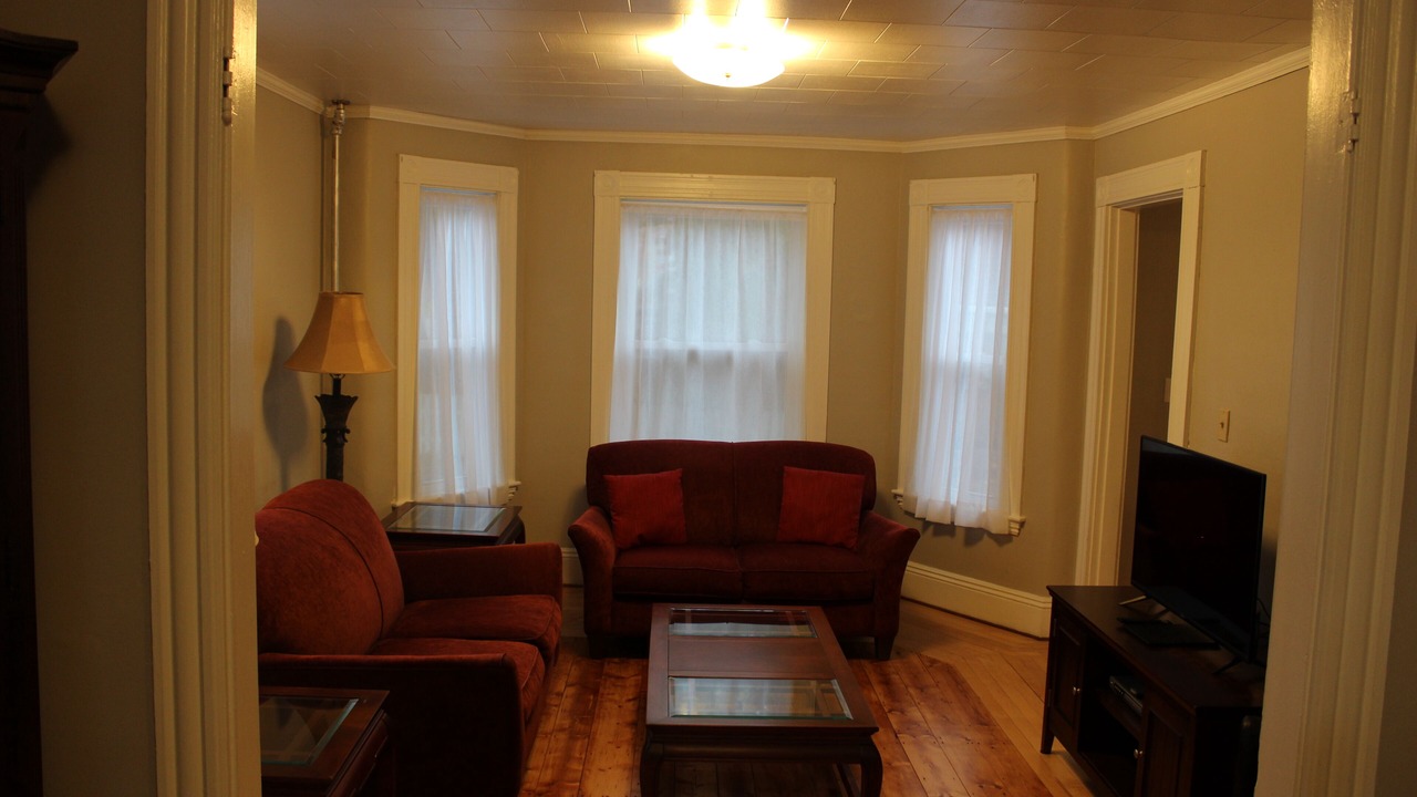 Photo of Livingroom in Salem
