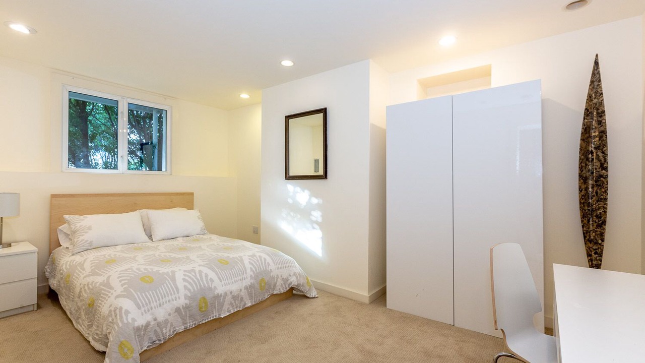 Photo of Bedroom in Lower Pacific Heights