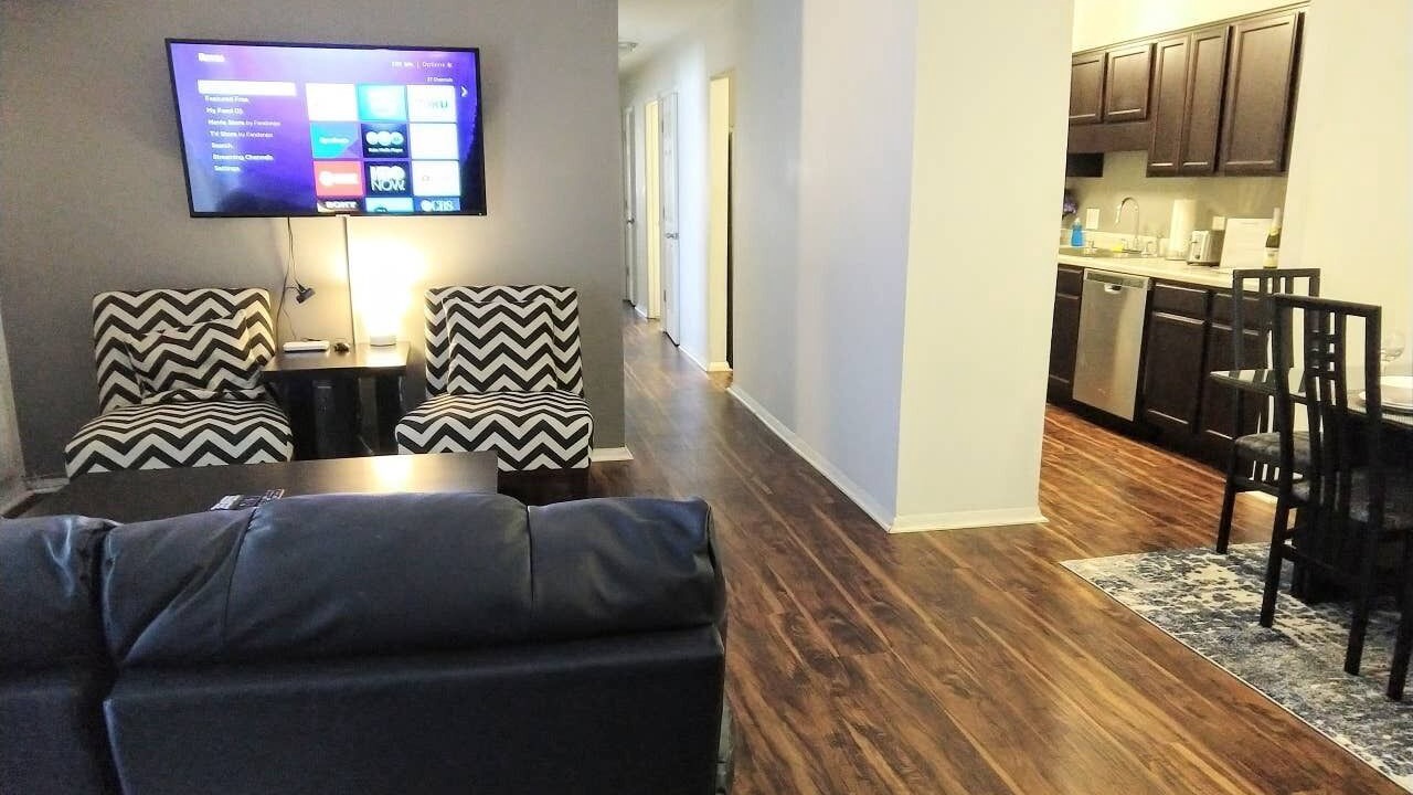 Photo of Livingroom in Southwest Raleigh