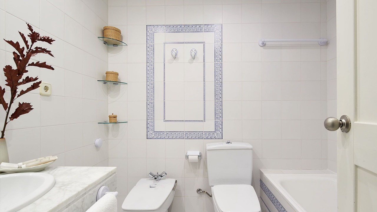 Photo of Bathroom in Beret
