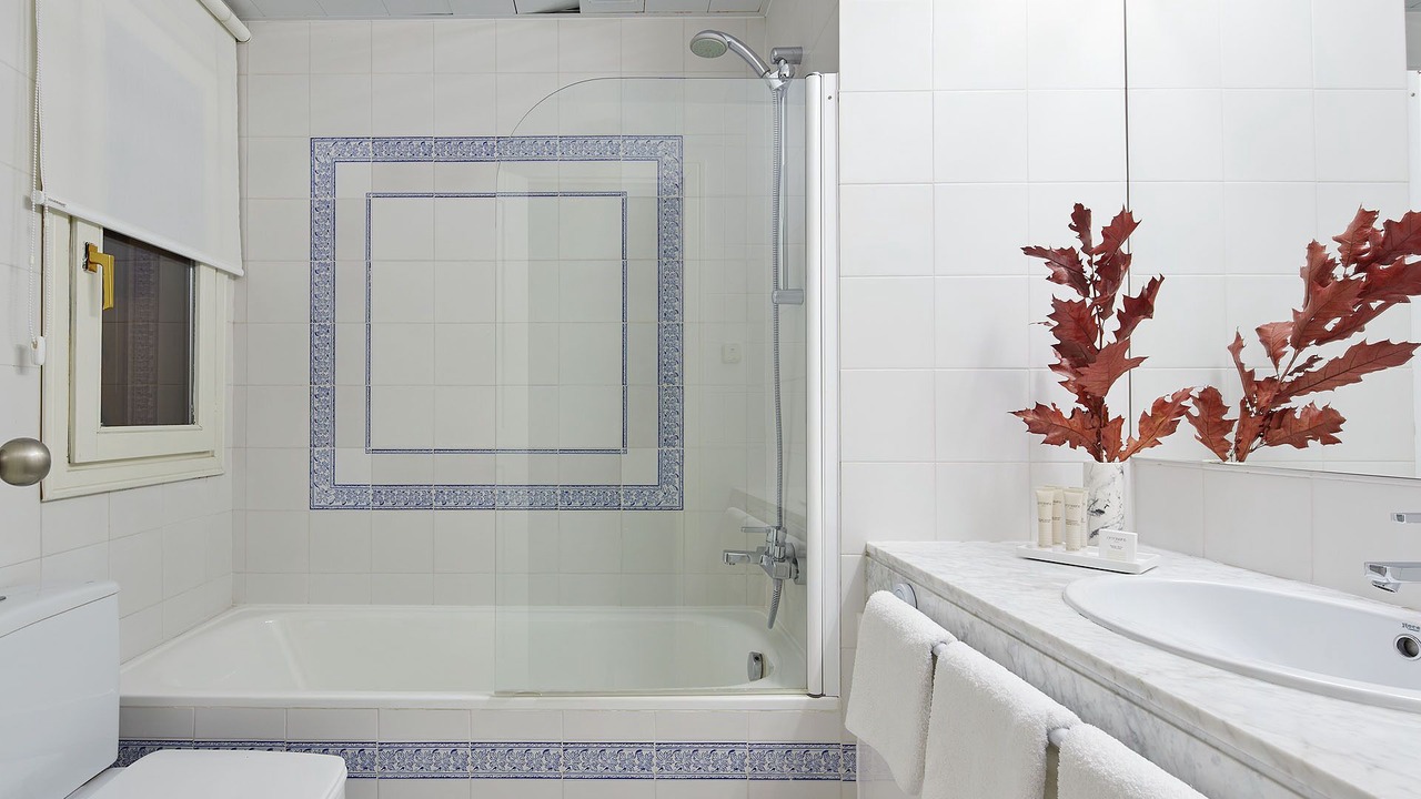Photo of Bathroom in Beret