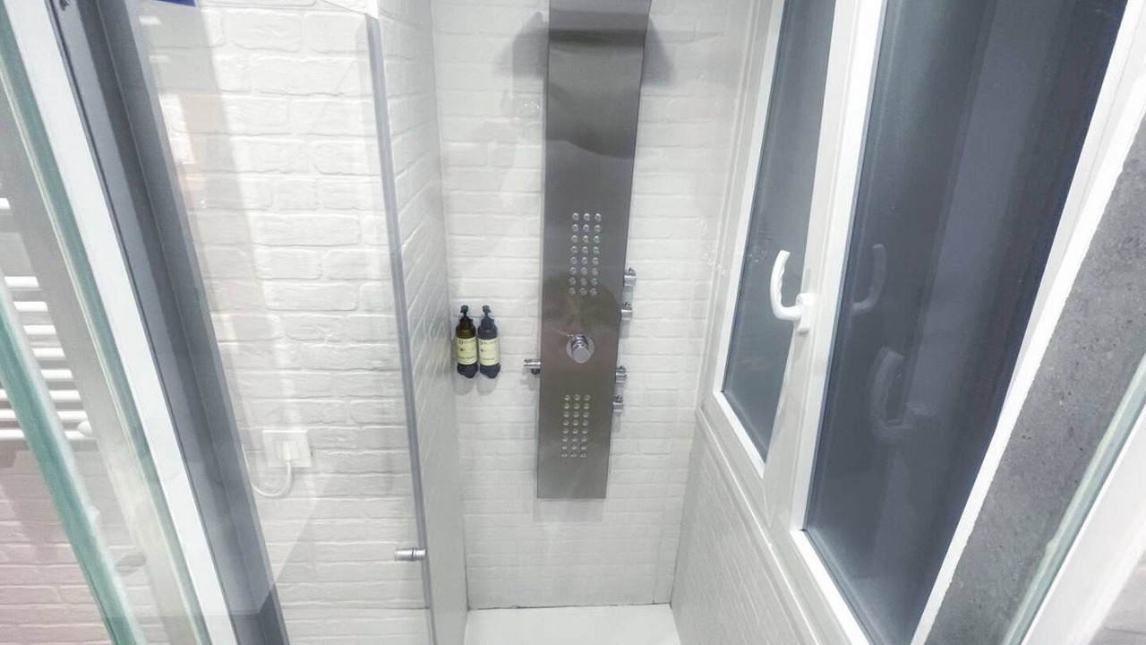 Photo of Bathroom in Bilbao City Centre
