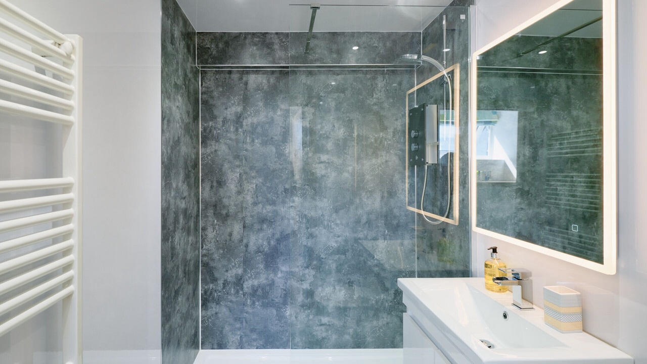 Photo of Bathroom in Porthleven