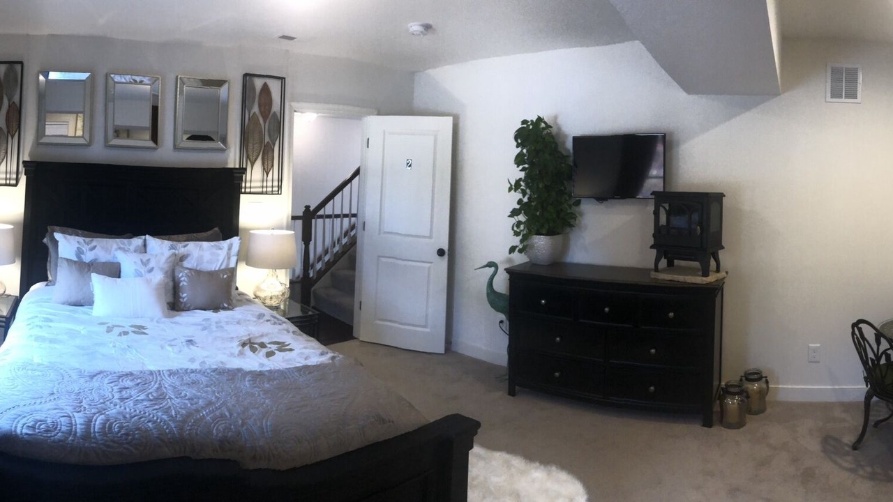 Photo of Bedroom in Parkville