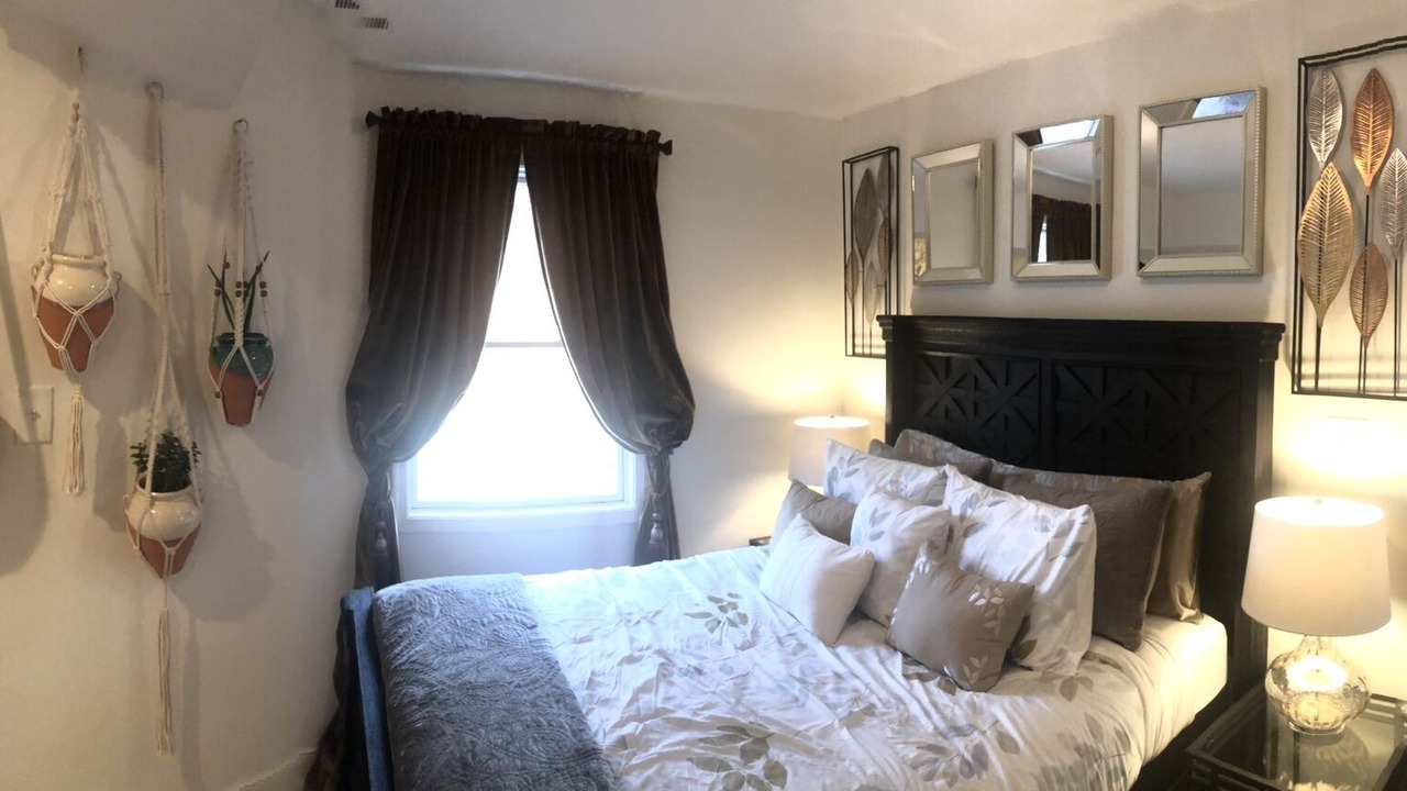 Photo of Bedroom in Parkville