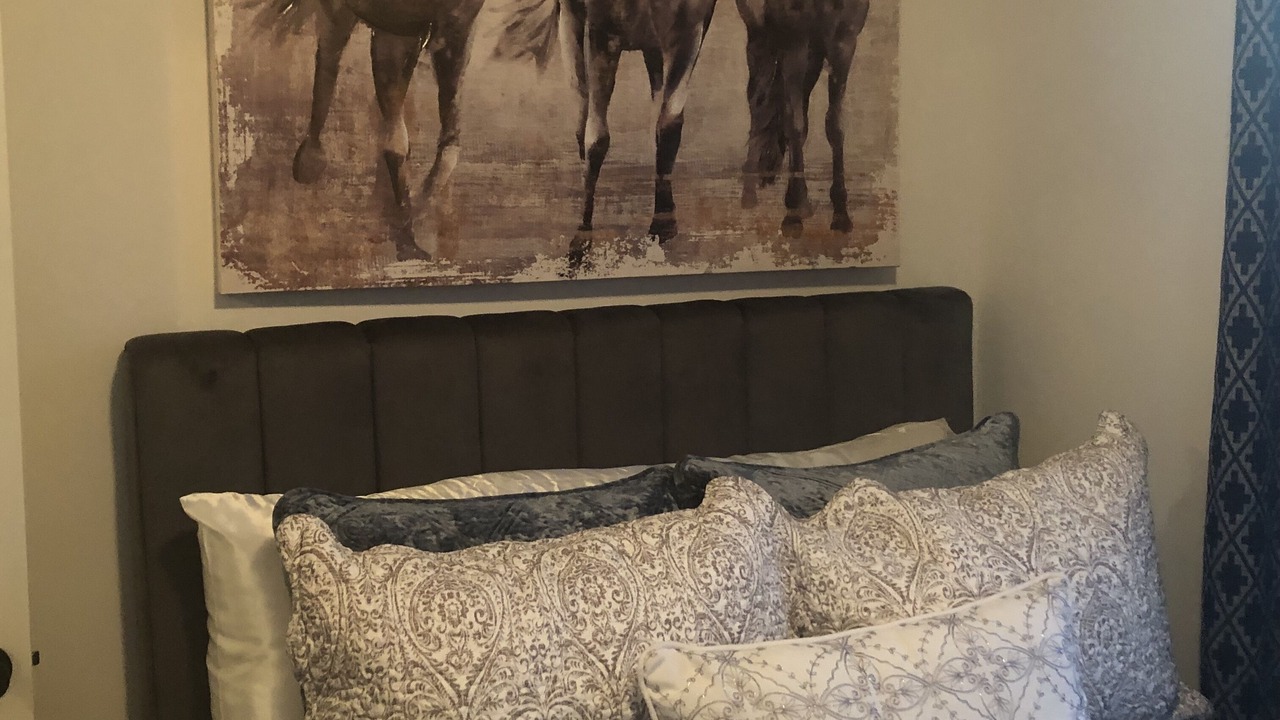 Photo of Bedroom in Parkville