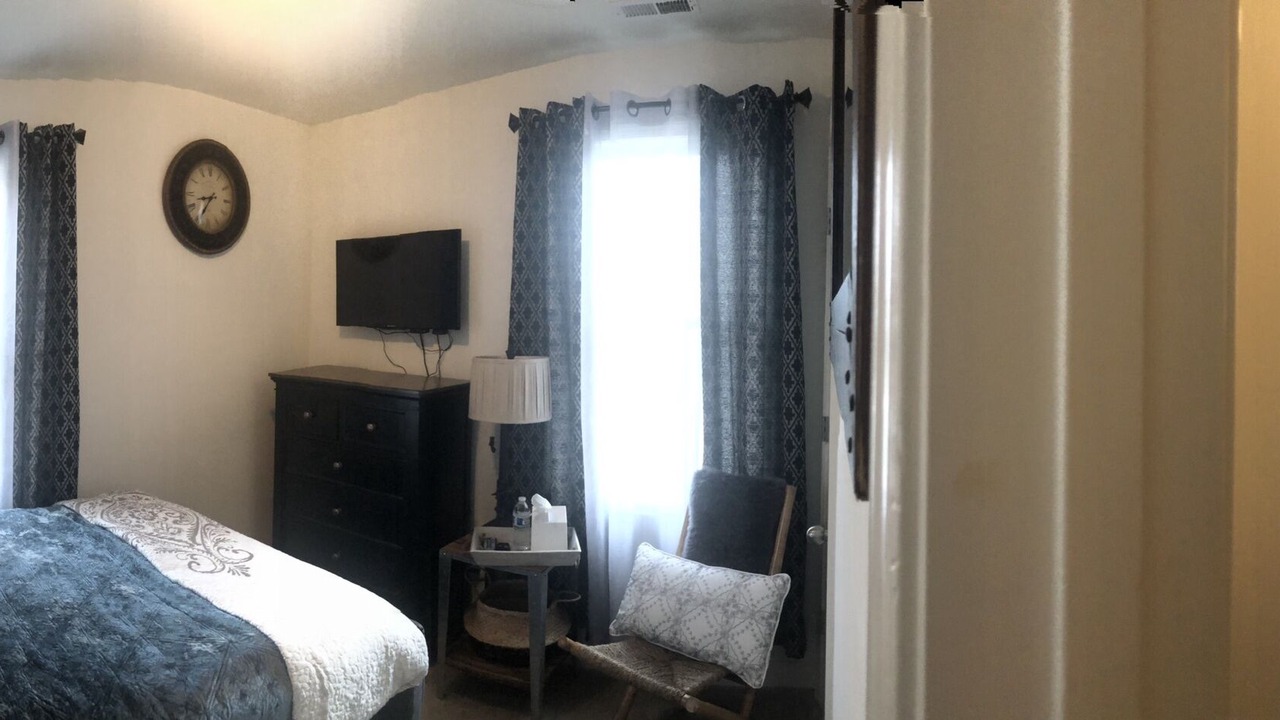 Photo of Bedroom in Parkville