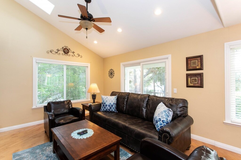 Photo of Livingroom in Fallbrook