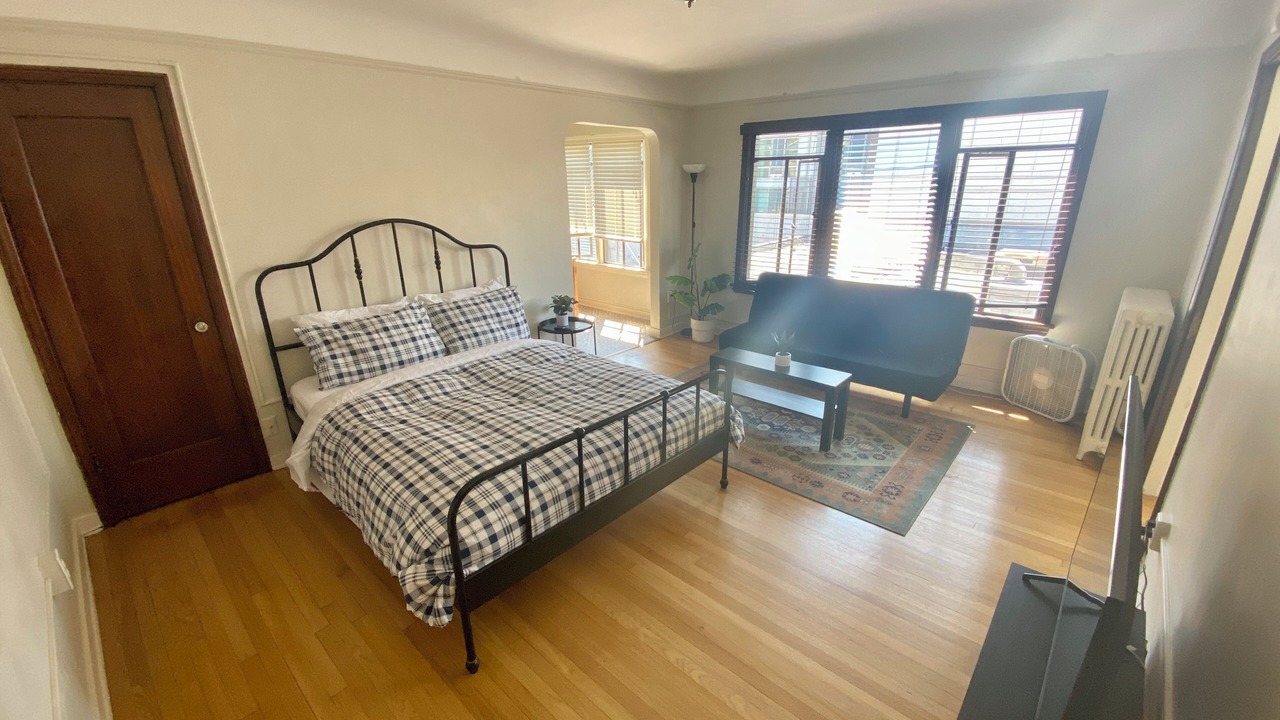 Photo of Bedroom in Lower Queen Anne