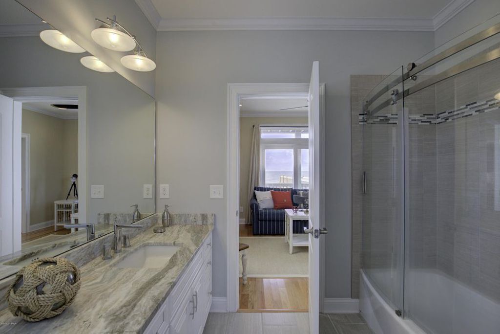 Photo of Bathroom in North Topsail Beach