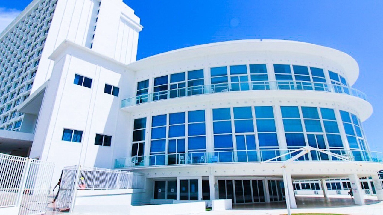 Photo of Outdoor in Mid Beach