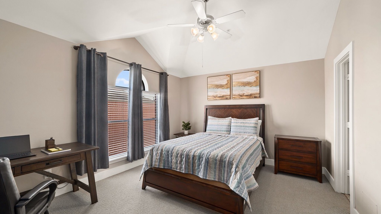 Photo of Bedroom in Woodlake - Briar Meadow
