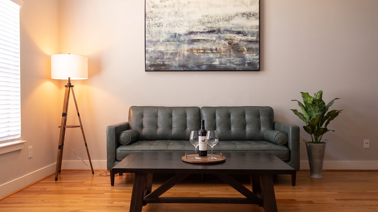 Photo of Livingroom in Woodlake - Briar Meadow