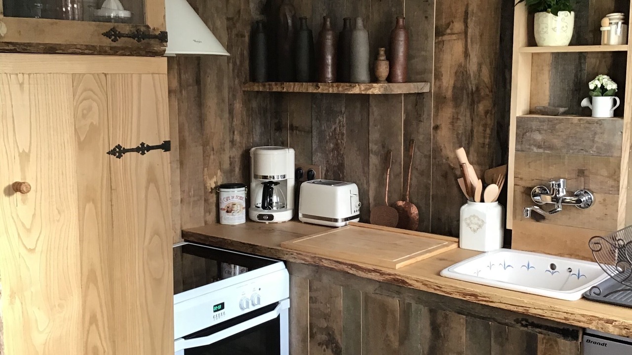 Photo of Kitchen in Pleudihen-sur-Rance