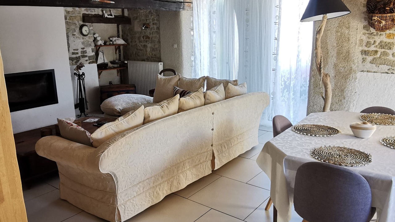 Photo of Livingroom in Le Bernard
