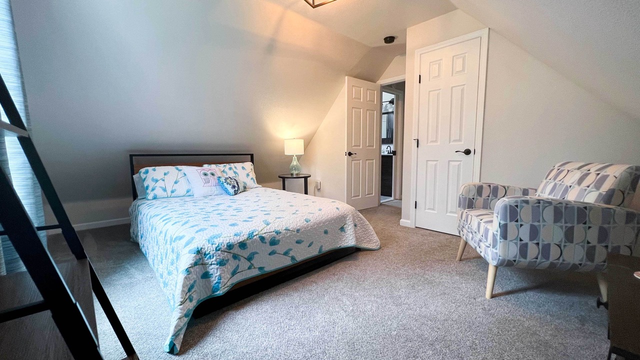 Photo of Bedroom in Cloudcroft