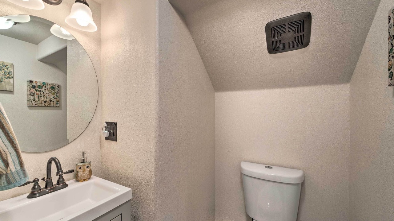 Photo of Bathroom in Cloudcroft