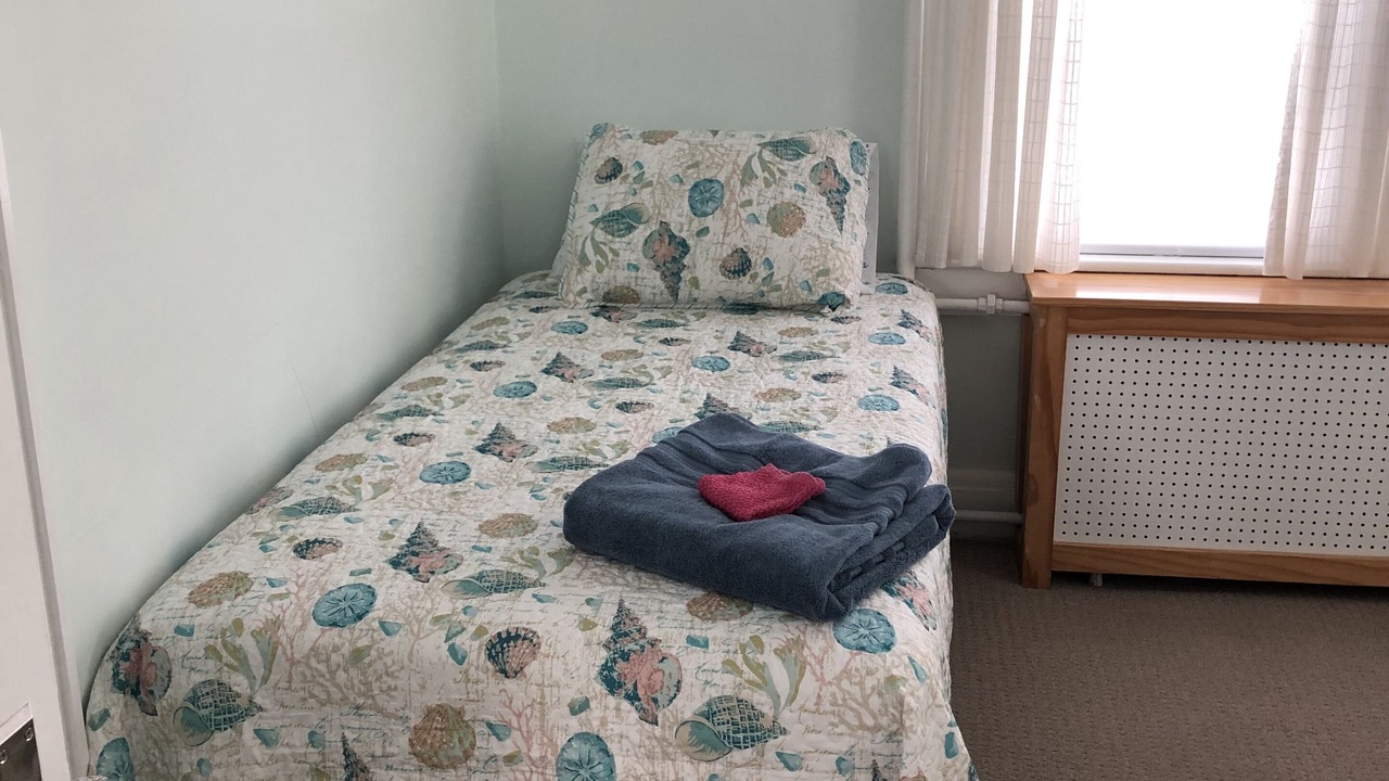Photo of Bedroom in Willoughby Spit