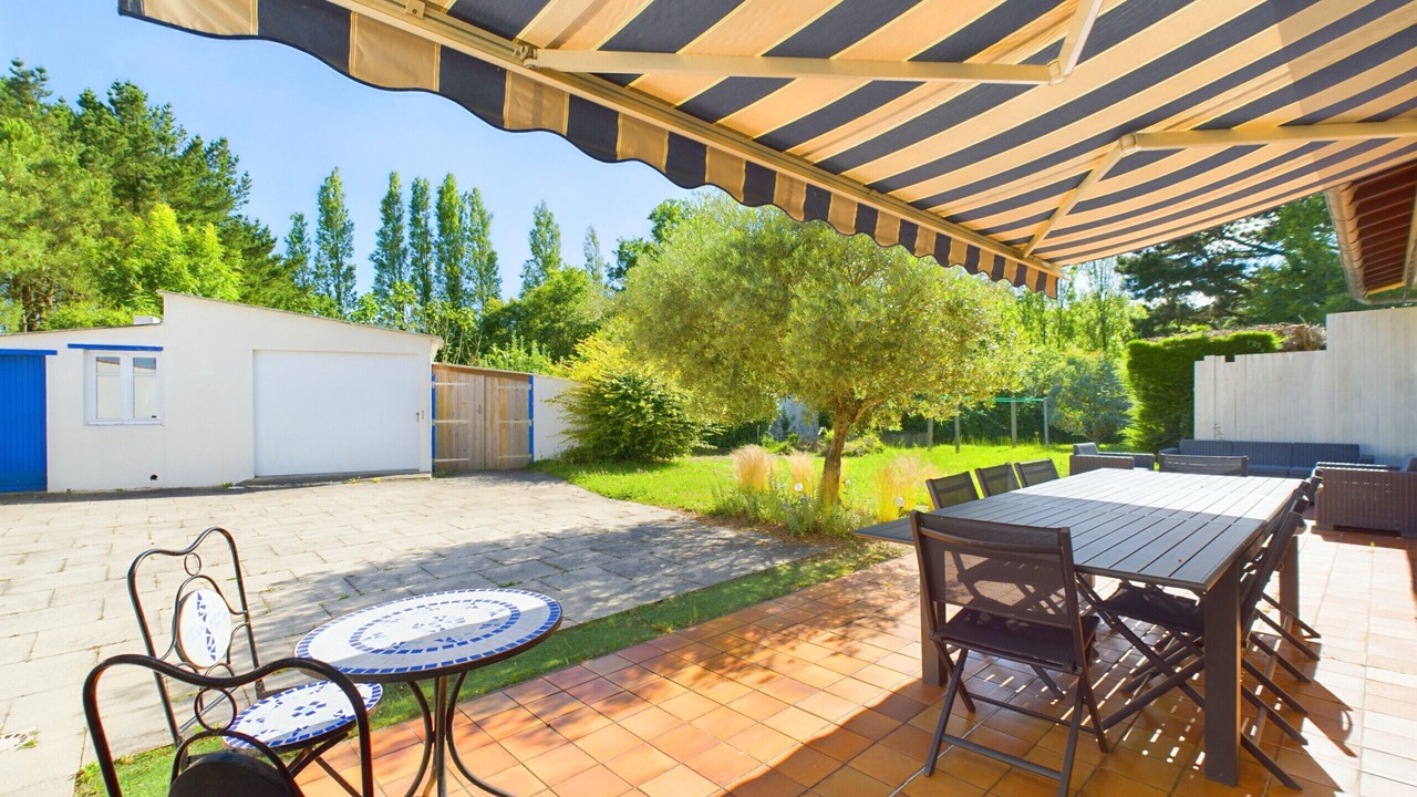 Photo of Outdoor in Brem Sur Mer