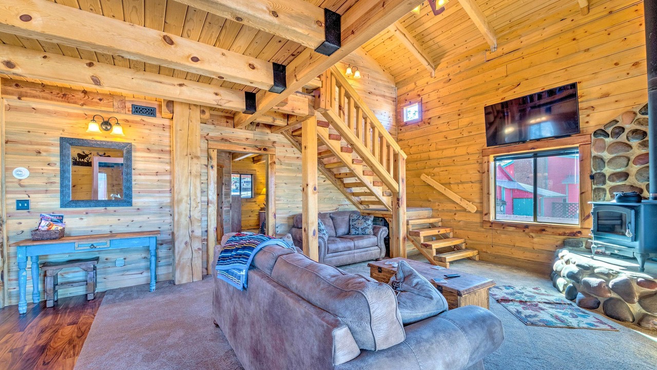Photo of Bedroom in Cloudcroft