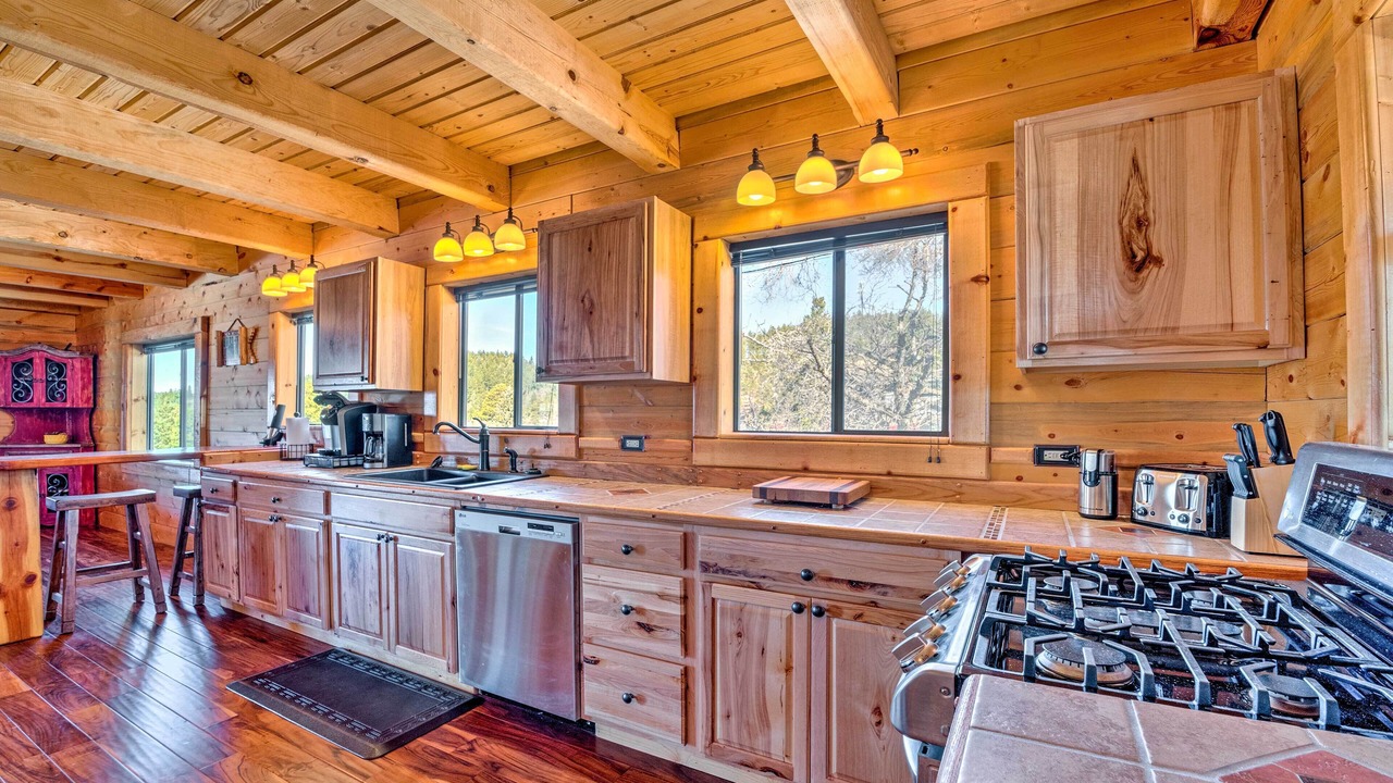 Photo of Kitchen in Cloudcroft