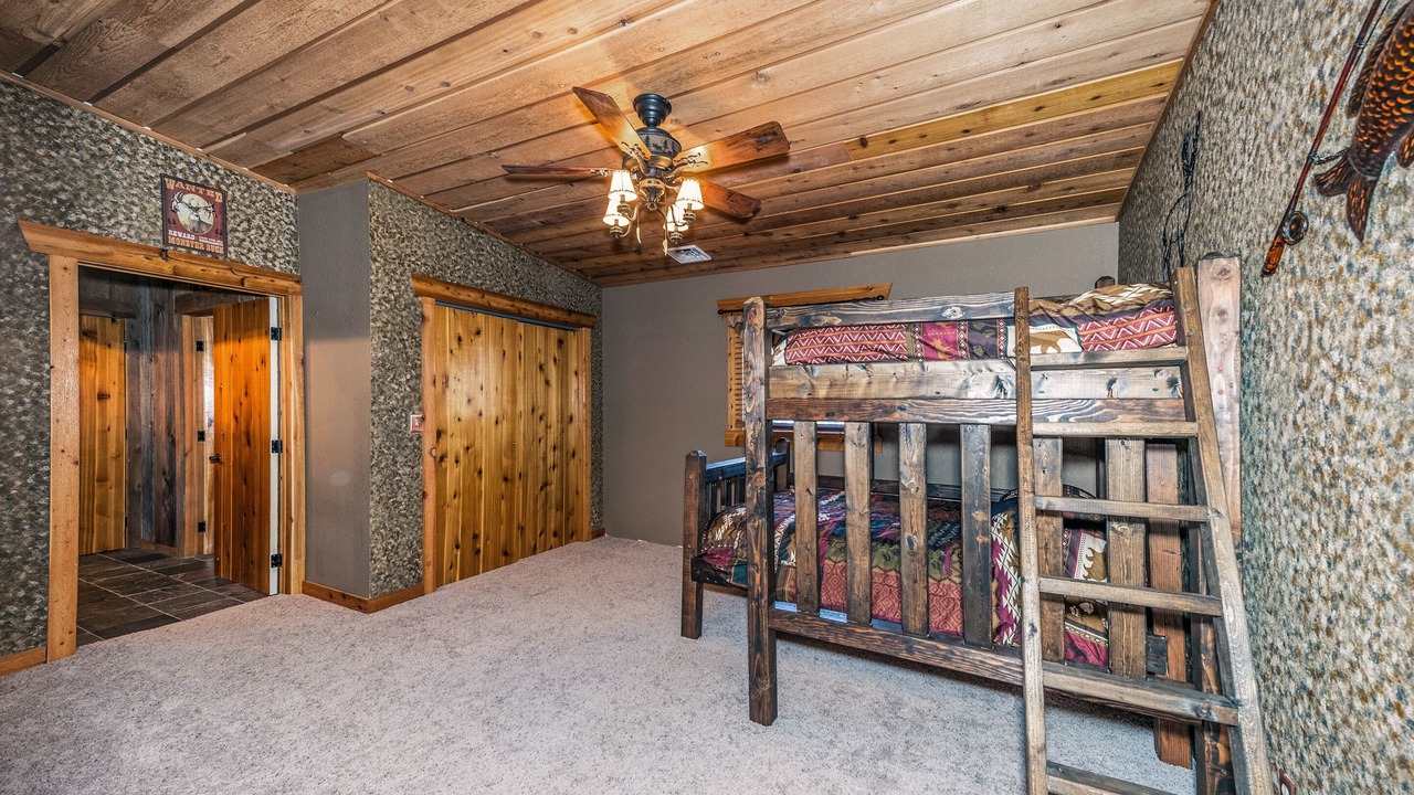 Photo of Bedroom in Papineau