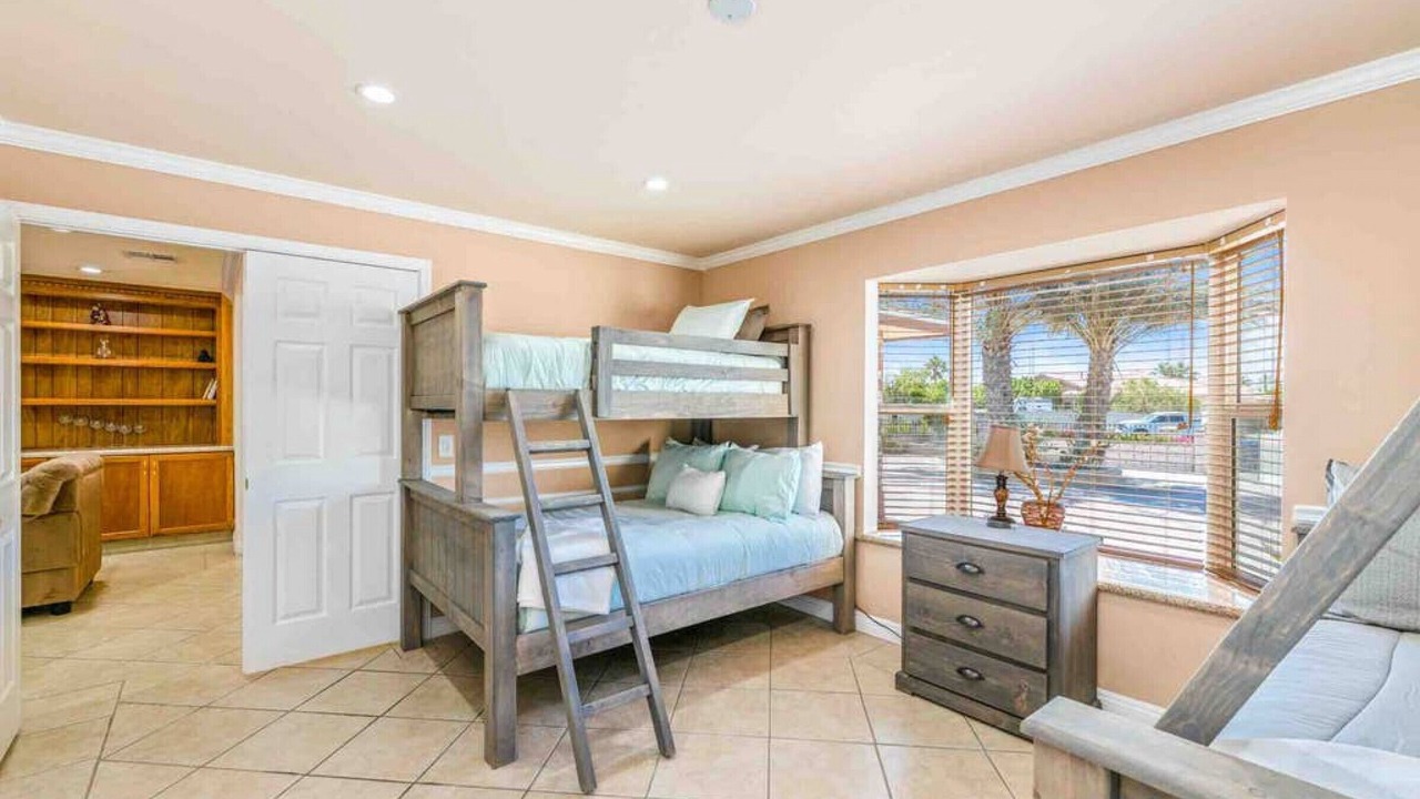 Photo of Bedroom in Desert Park Estates