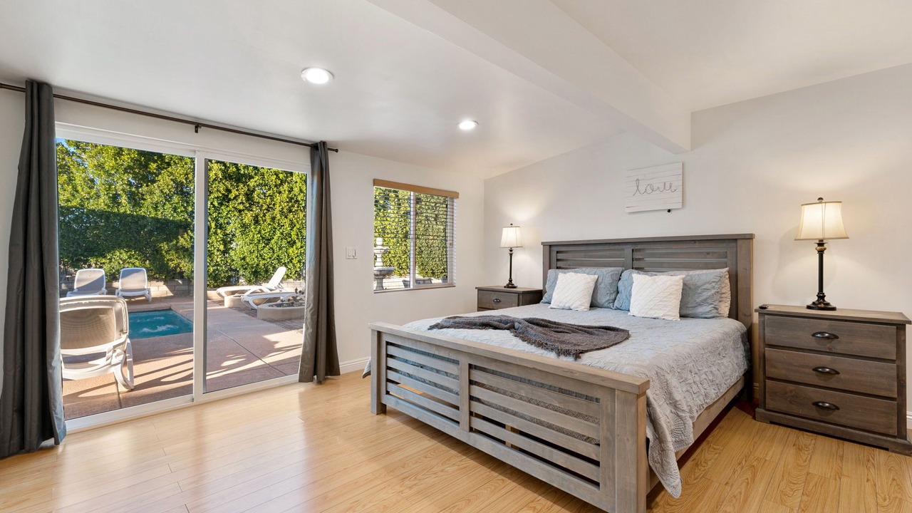 Photo of Bedroom in Desert Park Estates