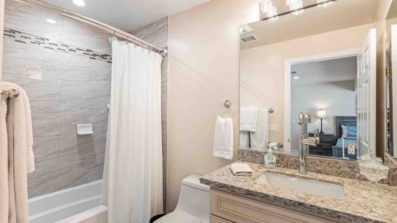 Photo of Bathroom in Desert Park Estates
