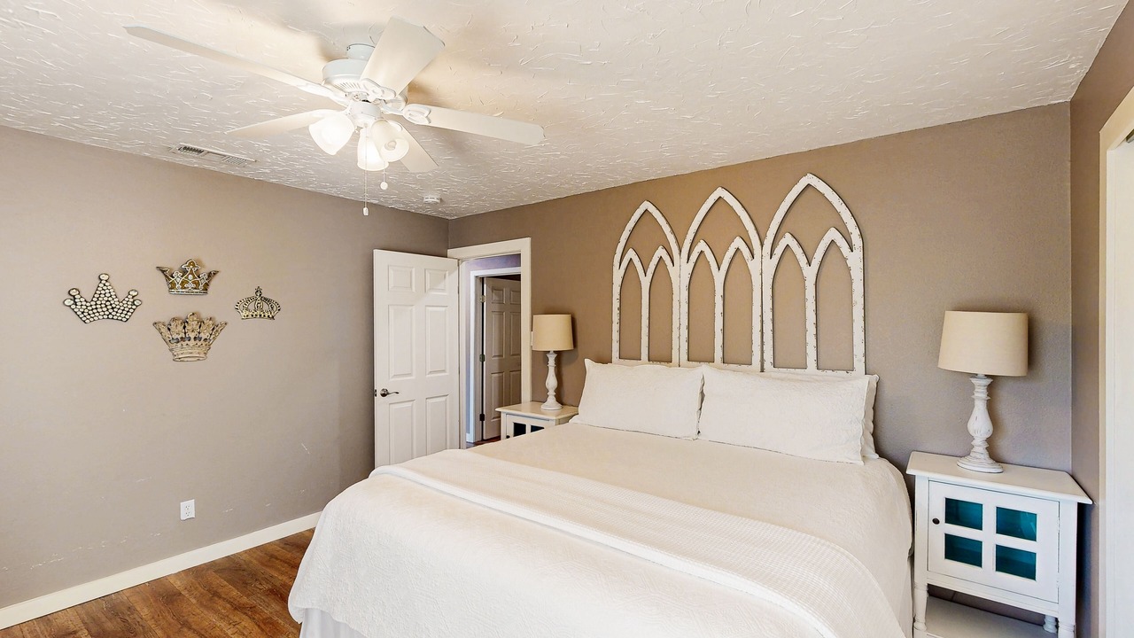 Photo of Bedroom in North San Antonio - SAT