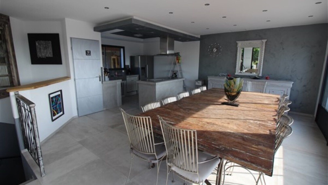 Photo of Others in Bessas