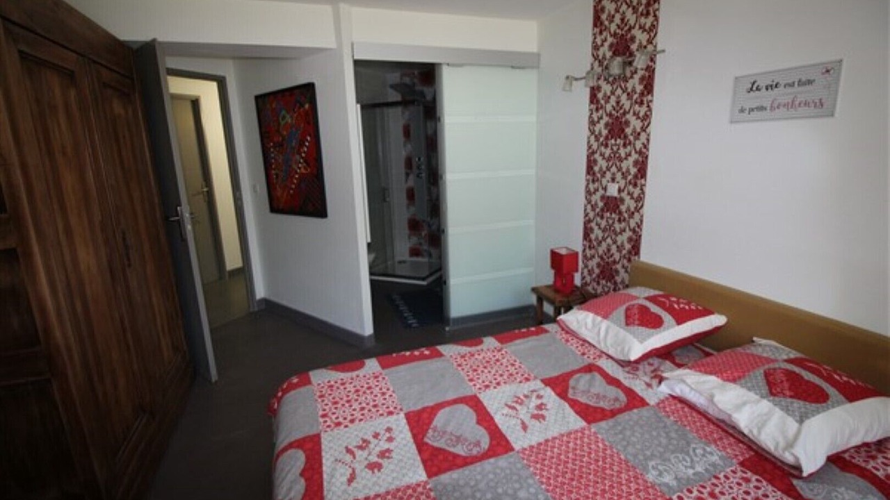 Photo of Bedroom in Bessas