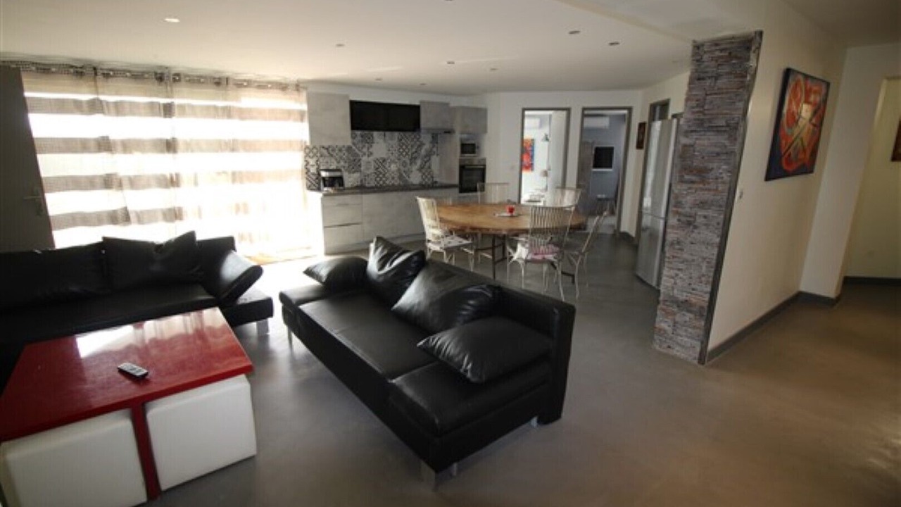 Photo of Livingroom in Bessas