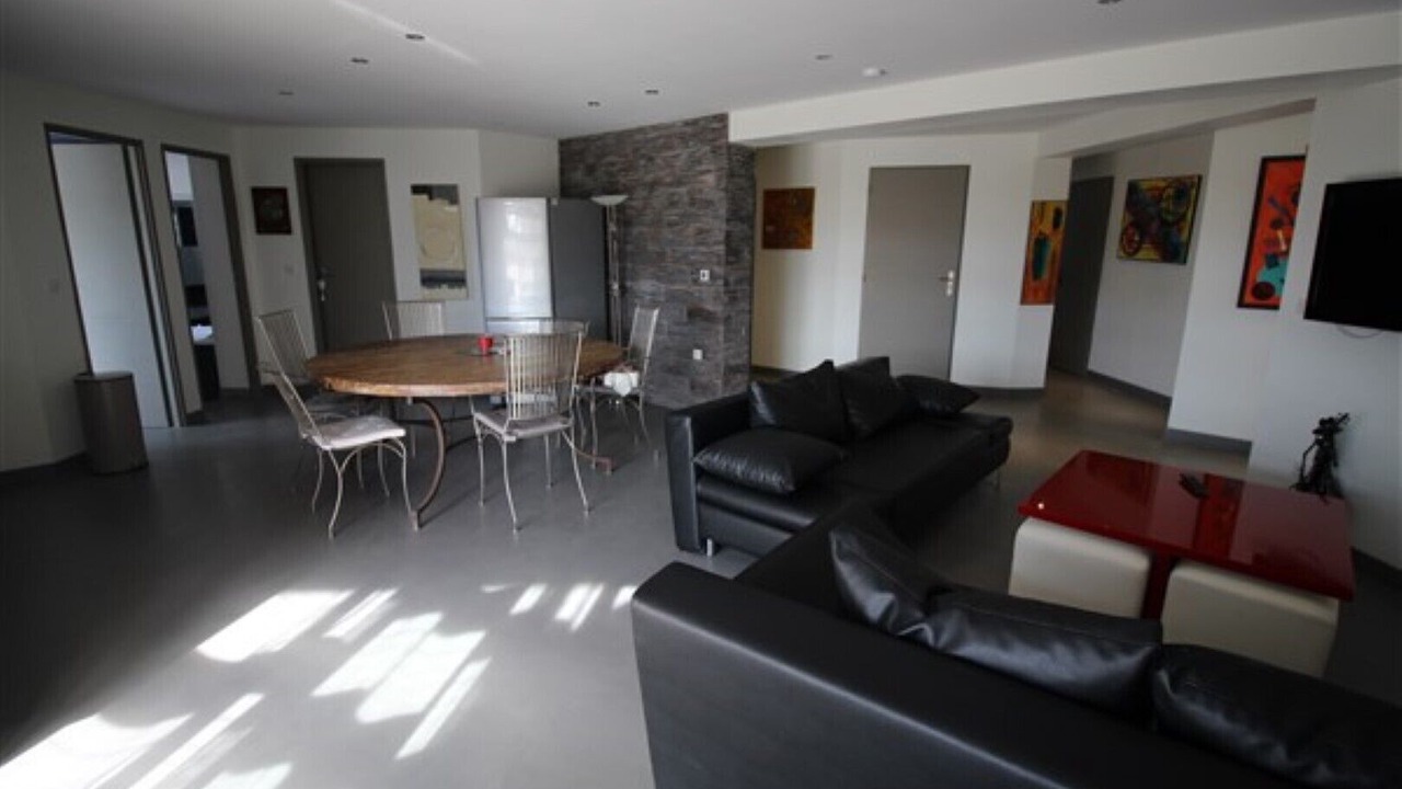 Photo of Livingroom in Bessas