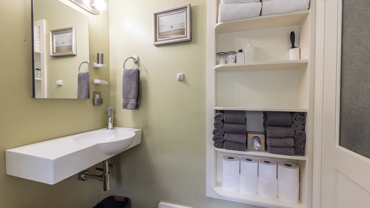 Photo of Bathroom in Whittier Heights