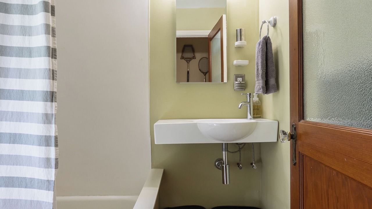 Photo of Bathroom in Whittier Heights