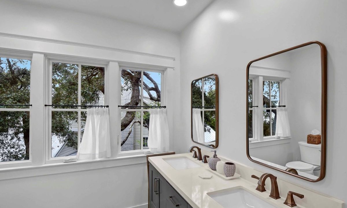 Photo of Bathroom in Jekyll Island