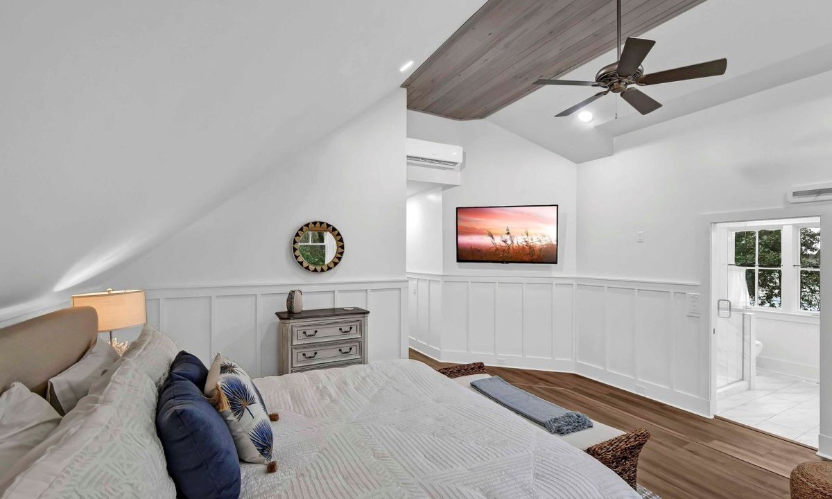 Photo of Bedroom in Jekyll Island