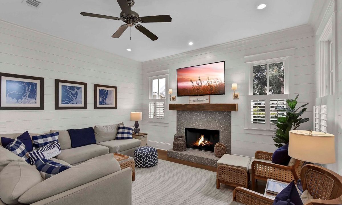 Photo of Livingroom in Jekyll Island