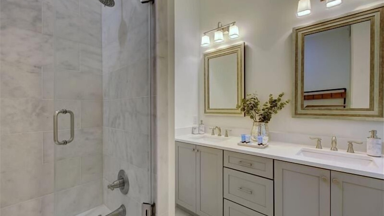 Photo of Bathroom in Jekyll Island
