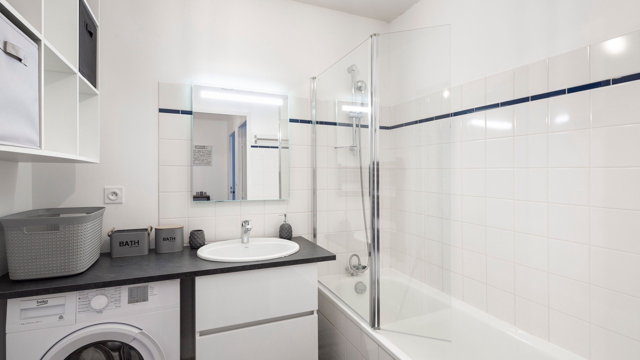 Photo of Bathroom in Madeleine-Champ de Mars